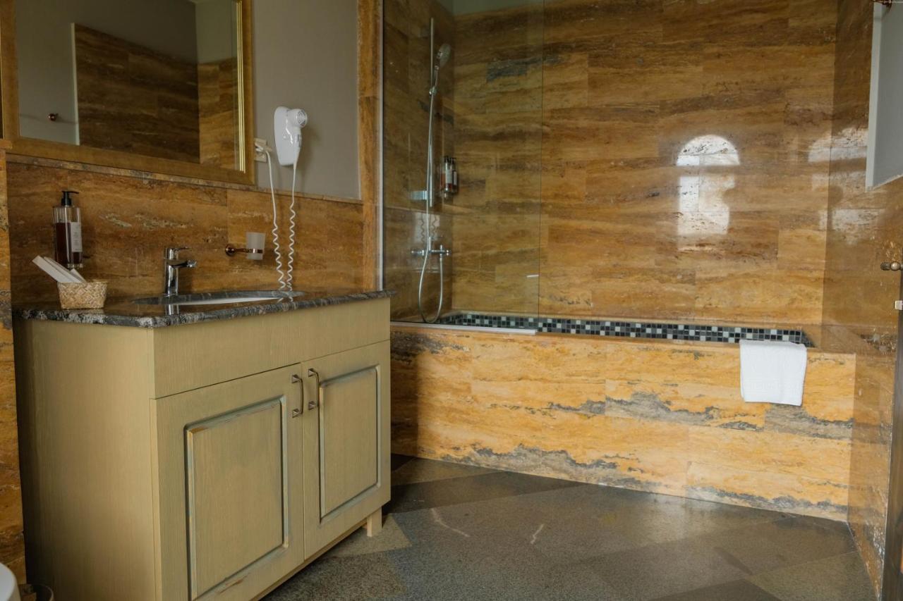 Apricot Hotel Yerevan Luaran gambar